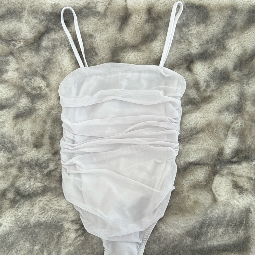 Pretty little thing square neck white bodysuit